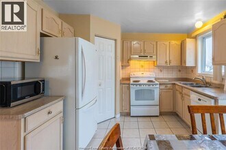 4012 Acorn Cres in Windsor, ON - Building Photo - Building Photo