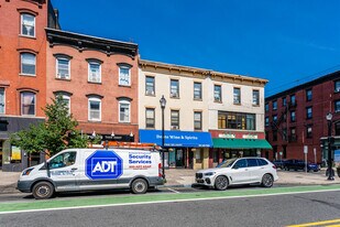 420 Washington St in Hoboken, NJ - Building Photo