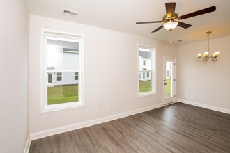 216 Satin Walnut Wy in Columbia, SC - Building Photo - Building Photo