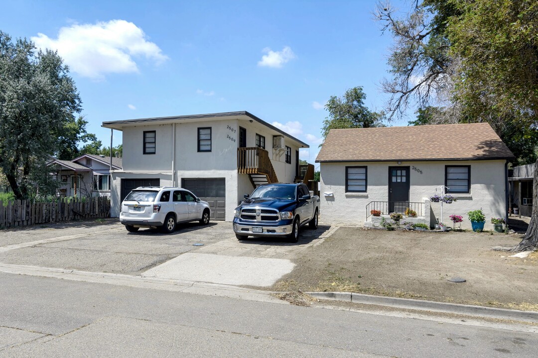 2505 Poplar St in Pueblo, CO - Building Photo