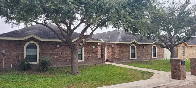 property at 2020 Aruba Dr