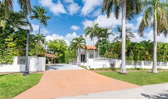 1300 71st St in Miami Beach, FL - Building Photo