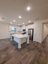 6599 E Weathermaker Ave in Fresno, CA - Building Photo