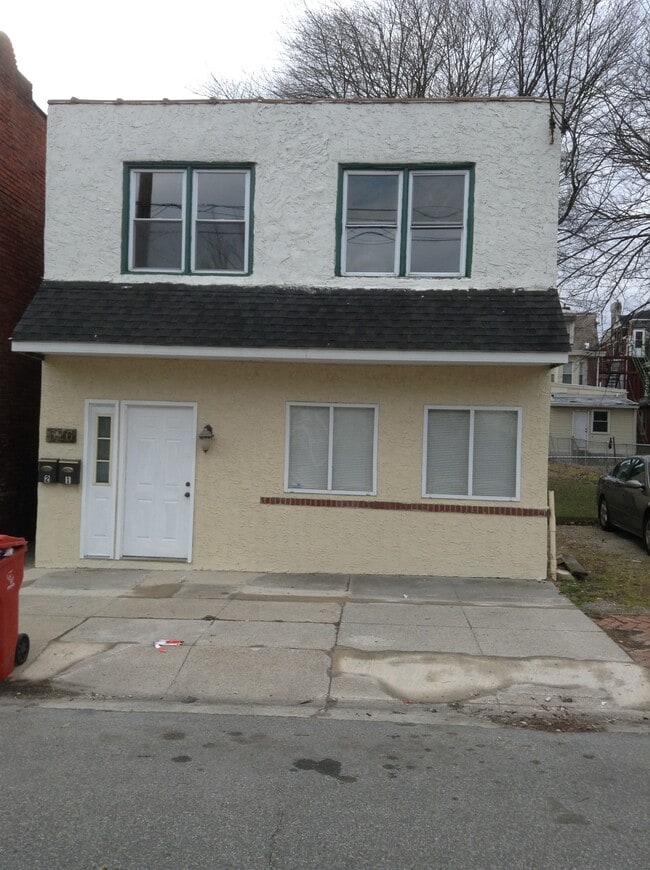 626 W Airy St, Unit 2