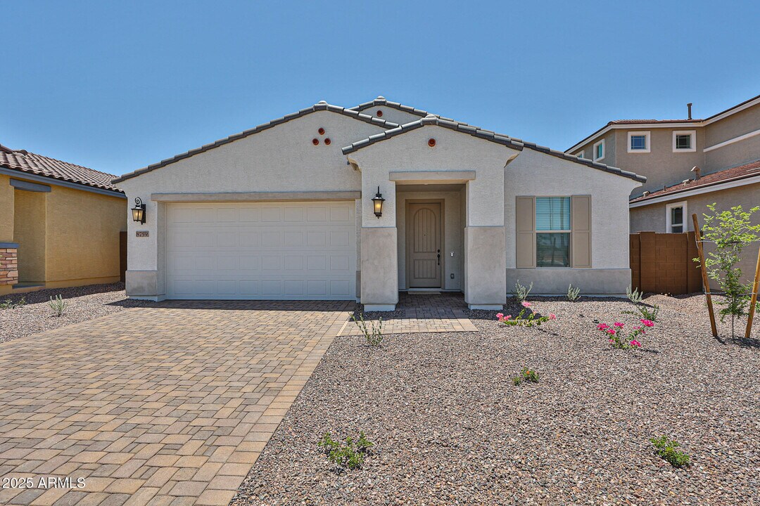 8759 W Colter St in Glendale, AZ - Building Photo