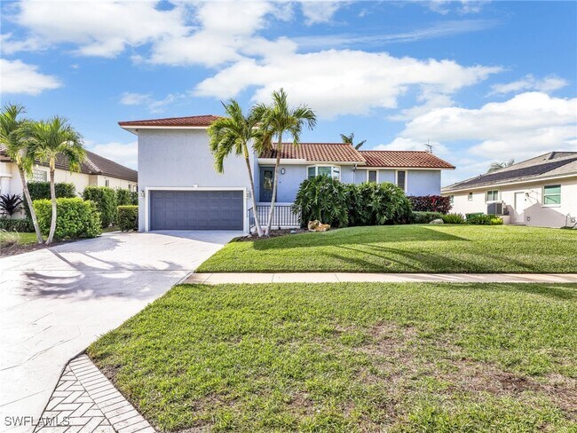 188 Columbus Way in Marco Island, FL - Building Photo - Building Photo