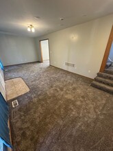 303 W John St in Bay City, MI - Building Photo - Building Photo