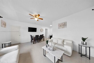 7430 Byron Ave in Miami Beach, FL - Building Photo - Building Photo