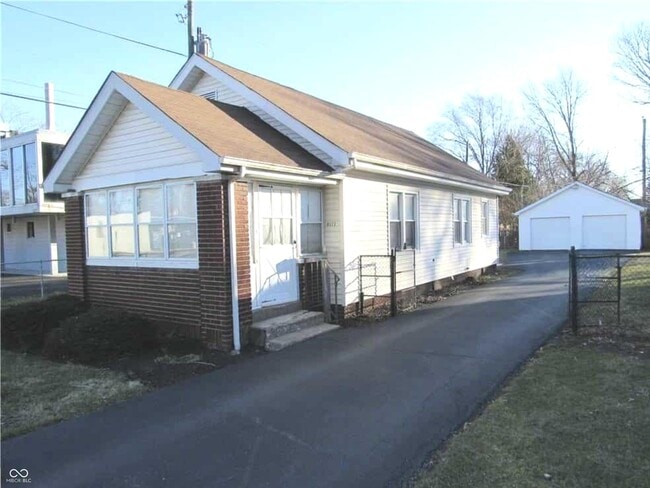 5171 Evanston Ave in Indianapolis, IN - Foto de edificio - Building Photo