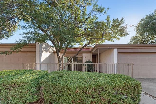 property at 1813 Place One Ln