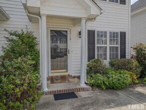 2318 Turtle Point Dr in Raleigh, NC - Building Photo - Building Photo
