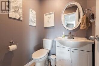 141 Athabaska Rd in Barrie, ON - Building Photo - Building Photo