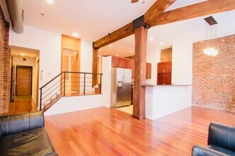 12 S Letitia St, Unit 302 in Philadelphia, PA - Building Photo - Building Photo