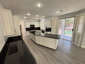 8207 Vista Colorado St in Las Vegas, NV - Building Photo - Building Photo