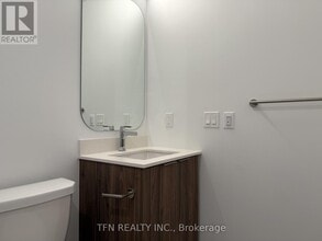 15 Richardson St in Toronto, ON - Building Photo - Building Photo