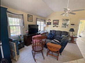 65 Lakewood Dr, Unit 2 in Plymouth, MA - Building Photo - Building Photo