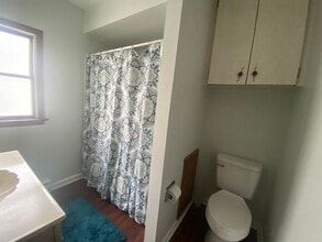 340 W 26th St, Unit Unit 1F in Erie, PA - Building Photo - Building Photo