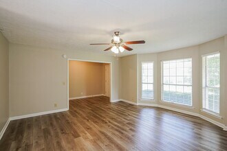 1005 Waters Edge Cir in Mount Juliet, TN - Building Photo - Building Photo