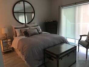 1650 Brickell Ave, Unit 202 in Miami, FL - Building Photo - Building Photo