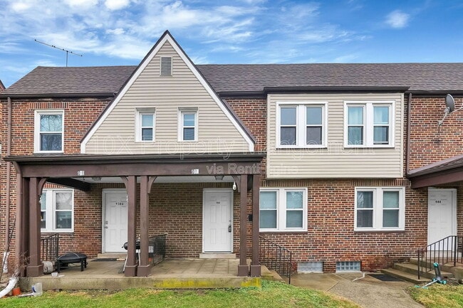 property at 940 Geers Ave