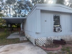 12721 Lynn Rd in Tampa, FL - Building Photo