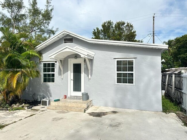 property at 1721 McKinley St