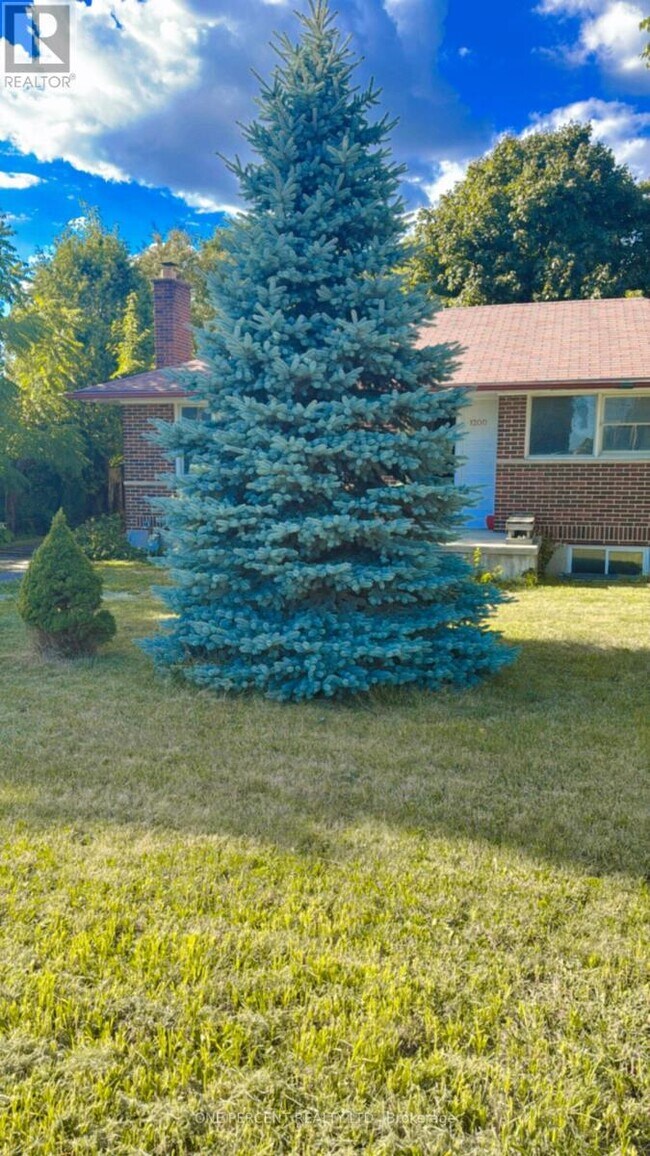 1200 Huron St in London, ON - Building Photo - Building Photo