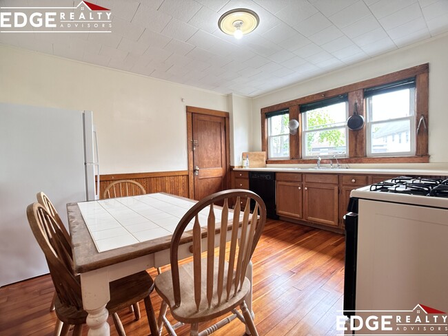 property at 41 Hobart St