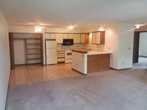 Morgan Oaks Townhomes in Minocqua, WI - Building Photo - Building Photo