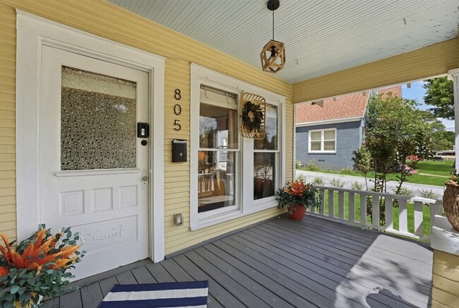 property at 805 E Academy St