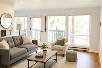 Marine Vista in Seattle, WA - Building Photo - Building Photo