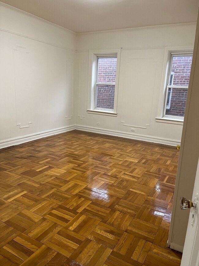 2739 Lurting Ave Apartments and Nearby Bronx Apartments For Rent Bronx, NY