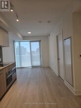 36 Olive Ave in Toronto, ON - Building Photo - Building Photo