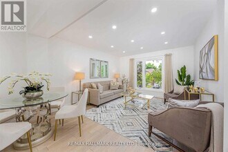 131 Cottonwood Ct in Markham, ON - Building Photo - Building Photo