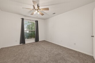 8801 Hammerly Blvd in Houston, TX - Building Photo - Building Photo