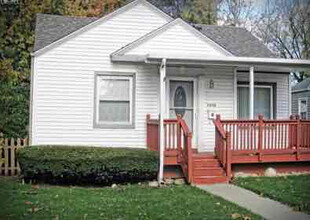 1618 Pettibone Ave in Flint, MI - Building Photo - Building Photo