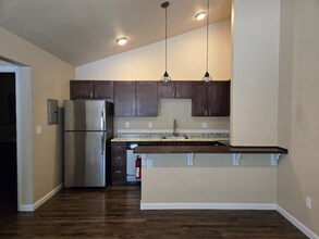 2642 E Monument St in Colorado Springs, CO - Building Photo - Building Photo