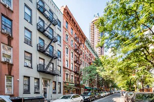 338-340 E 65th St in New York, NY - Building Photo