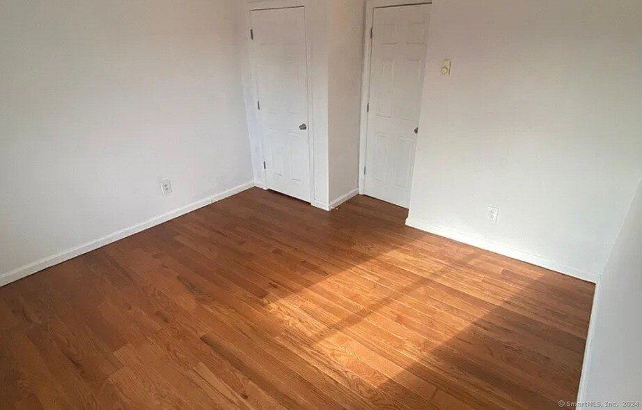 708 Hallett St, Unit 3f in Bridgeport, CT - Building Photo