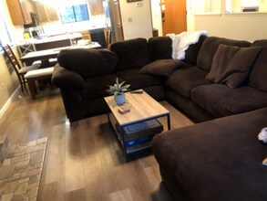 40531 Saddleback Rd in Bass Lake, CA - Building Photo - Building Photo