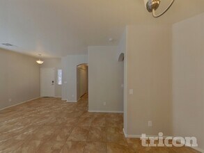 36907 W Mondragone Ln in Maricopa, AZ - Building Photo - Building Photo