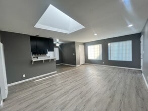 828 Obispo Ave in Long Beach, CA - Building Photo - Building Photo