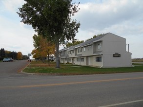 Prairie Homes Apartments in Chester, MT - Building Photo - Building Photo