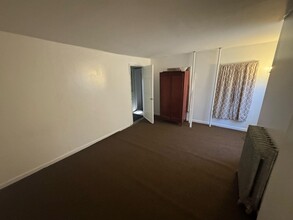 172-14 Baisley Blvd in Queens, NY - Building Photo - Building Photo