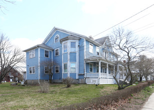 5 Hayward Ave in Colchester, CT - Building Photo - Building Photo