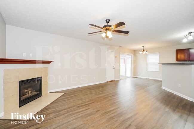 5525 Goose Falls Dr in Dublin, OH - Foto de edificio - Building Photo