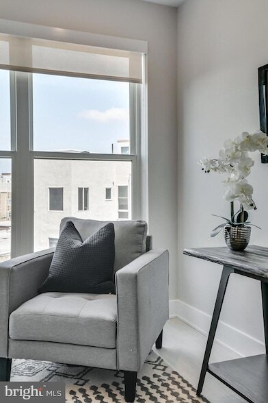 1533 Ridge Ave, Unit 304 in Philadelphia, PA - Building Photo - Building Photo