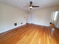 234 Cypress St, Unit 2 in Brookline, MA - Building Photo - Building Photo