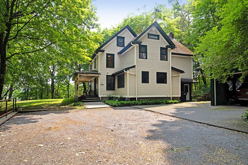 90 Indian Trl Ave in Rochester, NY - Building Photo