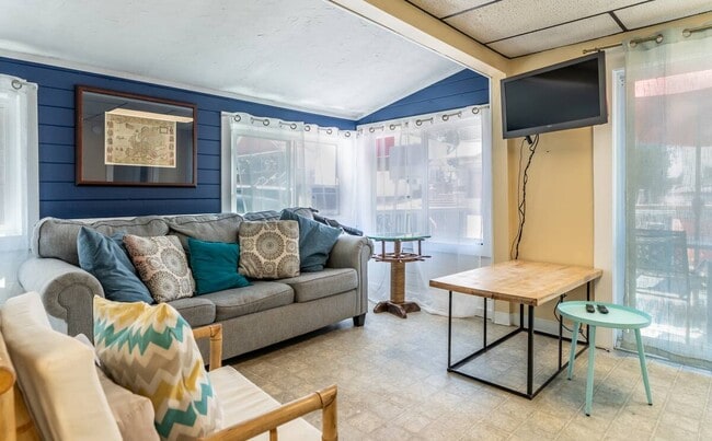 property at 1017 S Shore Dr